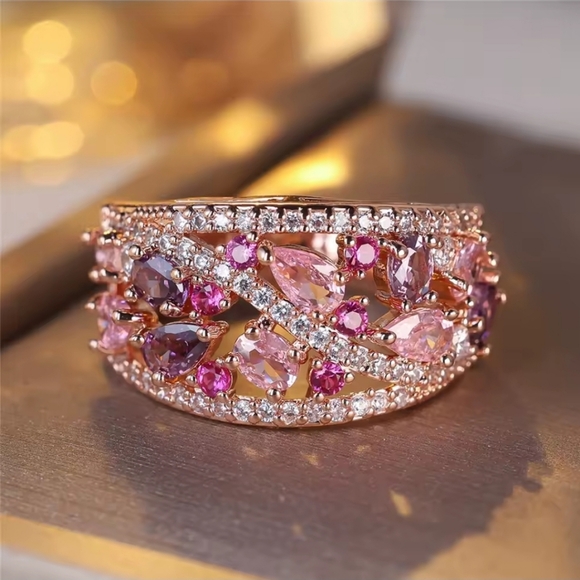 Purple Pink Zircon Wide Vintage Rose Gold Tone Ring - Picture 2 of 2